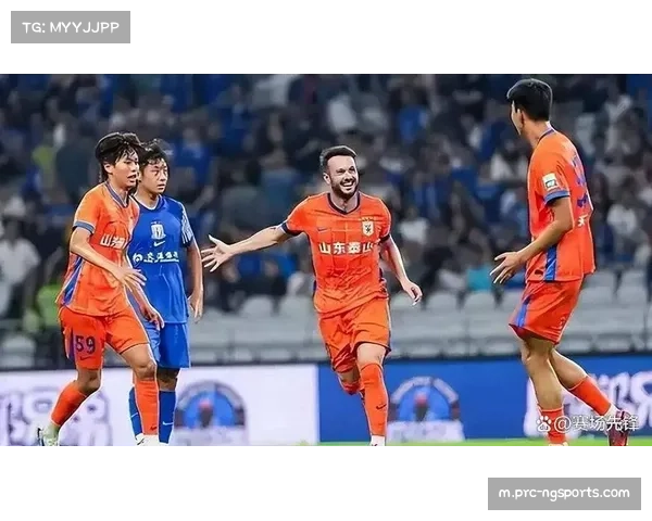 申花主场迎战大连，李可坐镇中场领军，外援组合成为全场焦点